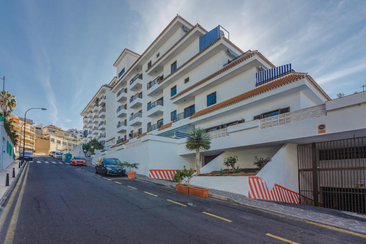 Seguro Spacious Apartment With Roomy Terrace Puerto de Santiago  Luaran gambar