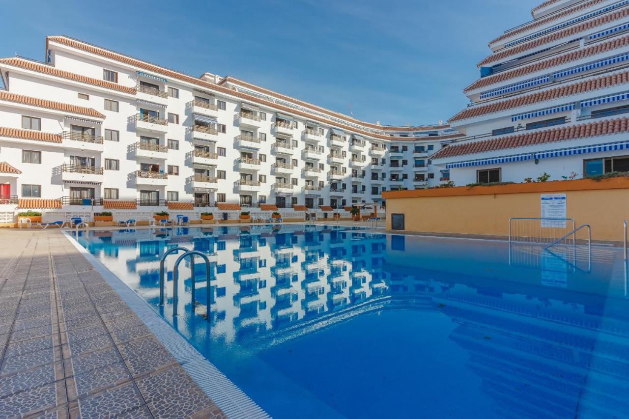 Seguro Spacious Apartment With Roomy Terrace Puerto de Santiago  Luaran gambar