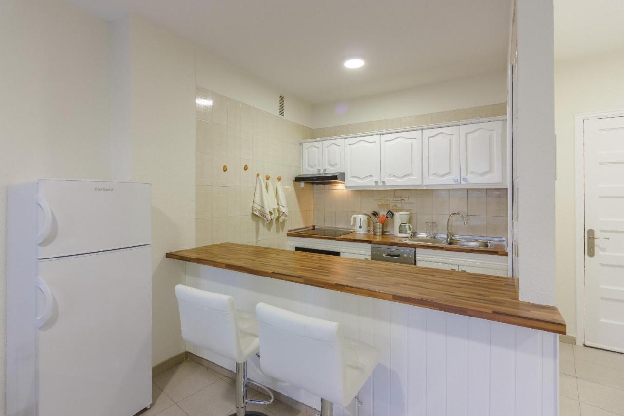 Seguro Spacious Apartment With Roomy Terrace Puerto de Santiago  Luaran gambar