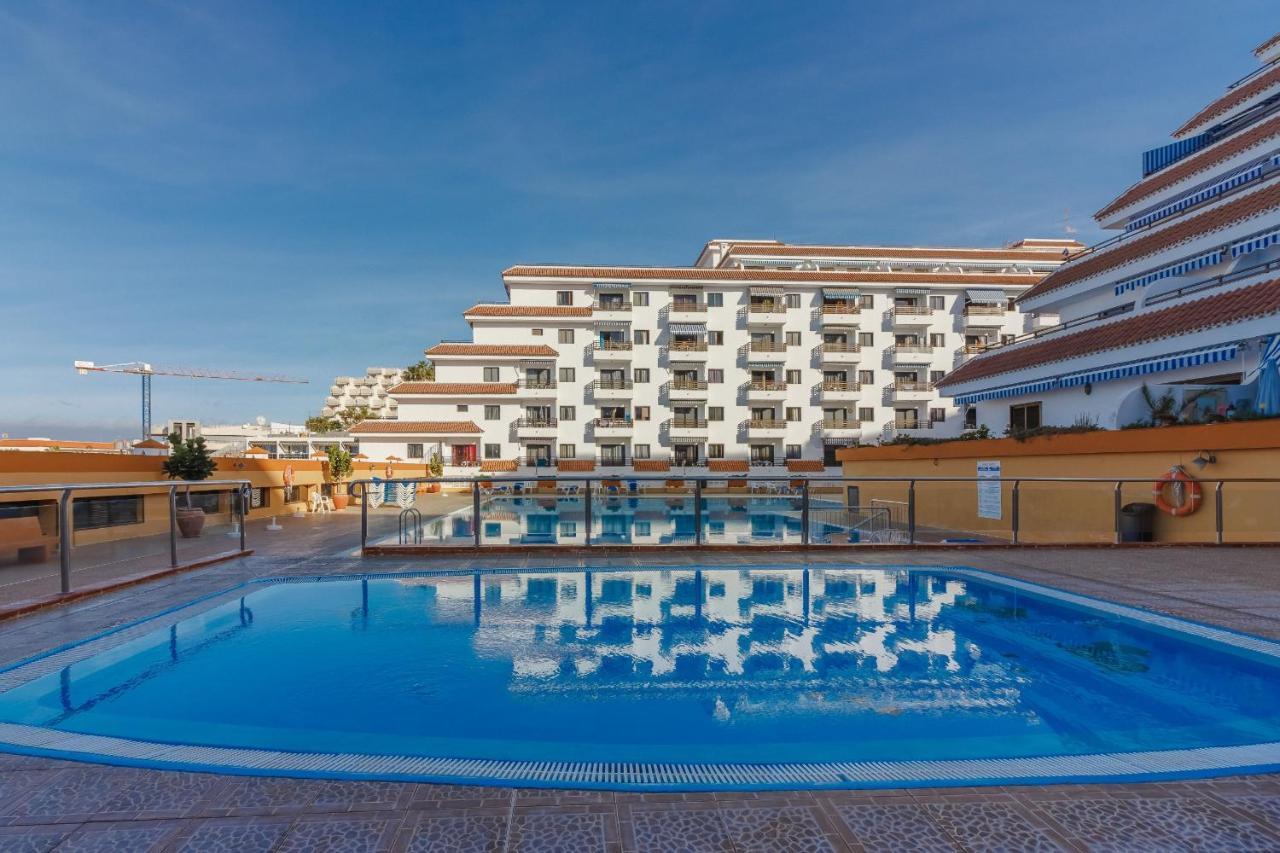 Seguro Spacious Apartment With Roomy Terrace Puerto de Santiago  Luaran gambar