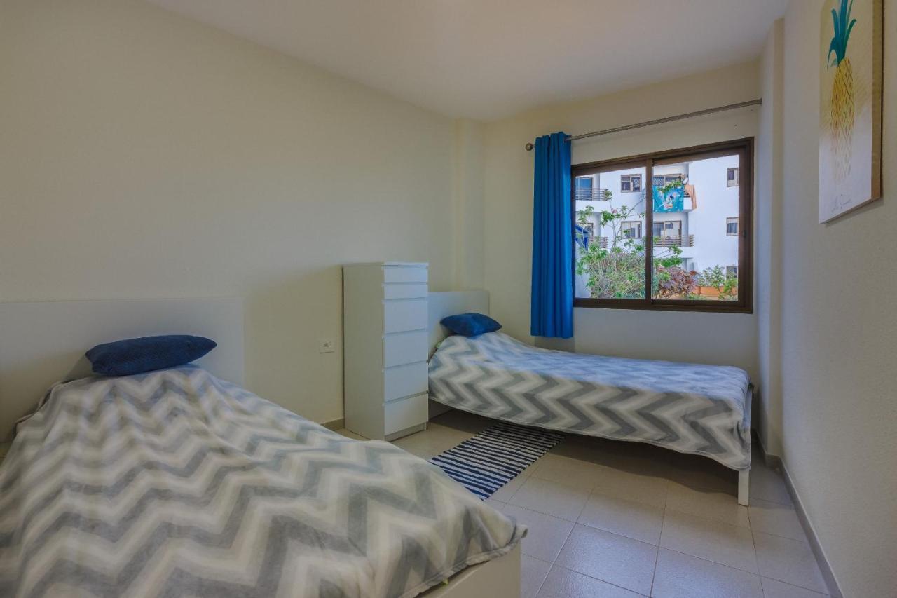 Seguro Spacious Apartment With Roomy Terrace Puerto de Santiago  Luaran gambar